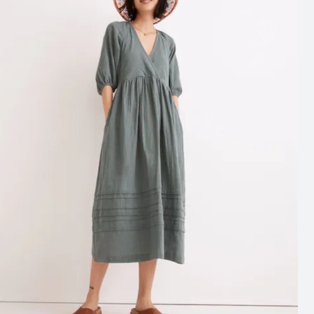 Elegant Green Midi Dress